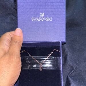 Swarovski Gold Necklace Rose Gold leaf